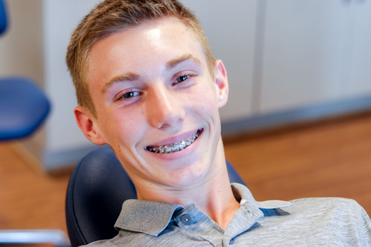 why you should choose an orthodontist over mail order aligners